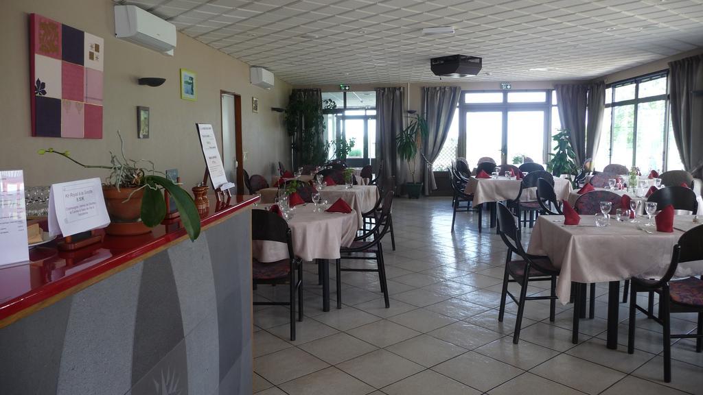 Logis La Rose Des Vents Hotel Volvic Luaran gambar