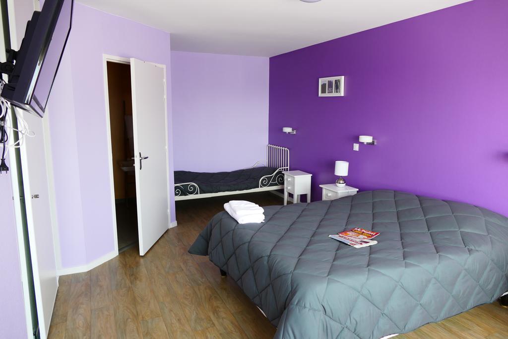 Logis La Rose Des Vents Hotel Volvic Bilik gambar