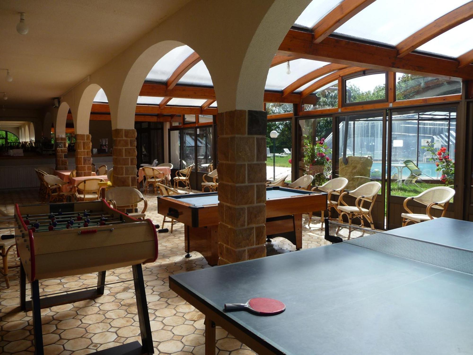 Logis La Rose Des Vents Hotel Volvic Luaran gambar
