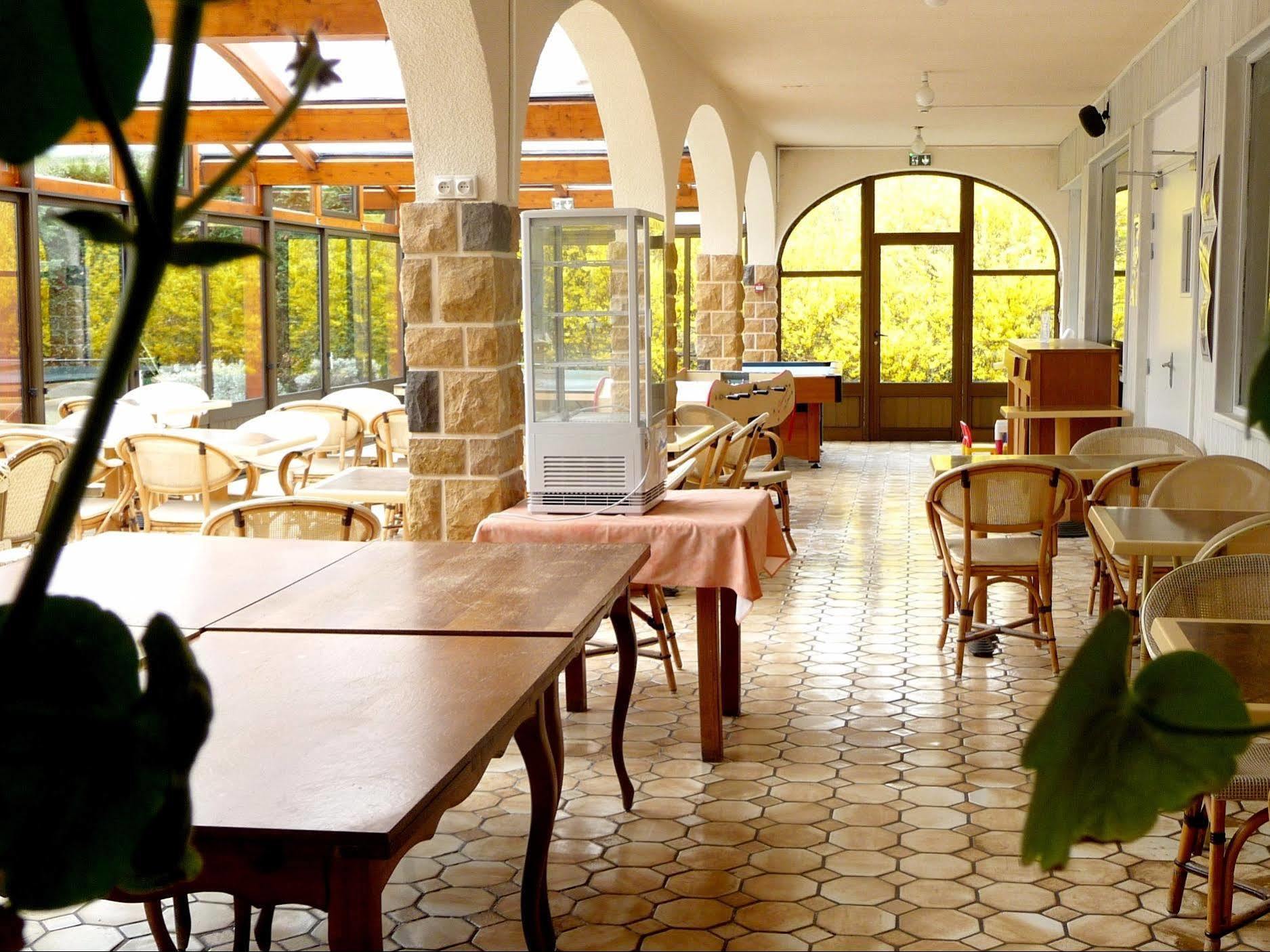 Logis La Rose Des Vents Hotel Volvic Luaran gambar