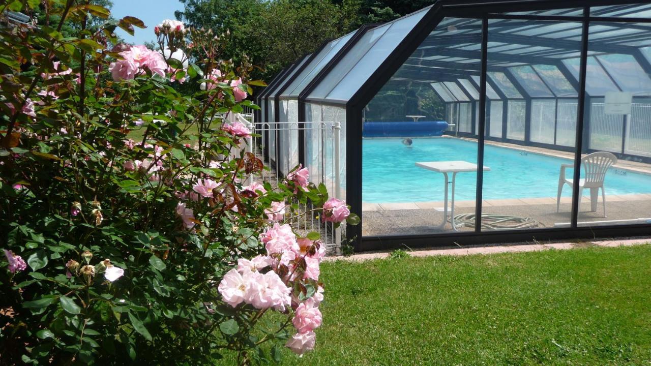 Logis La Rose Des Vents Hotel Volvic Luaran gambar